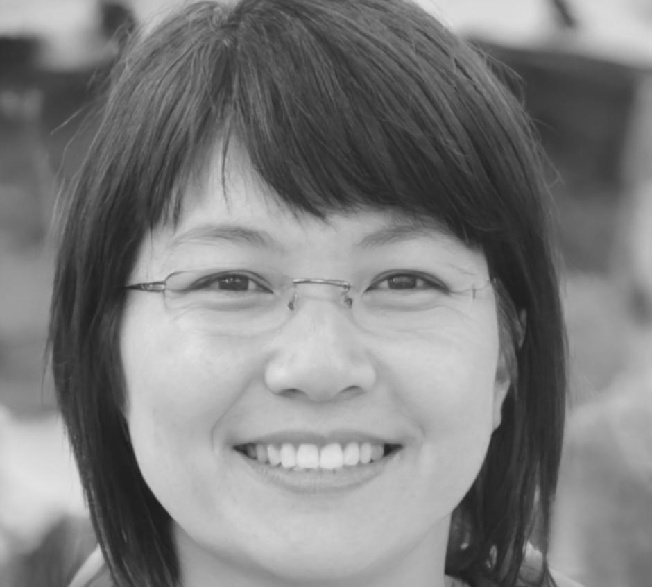 Senior financial analyst